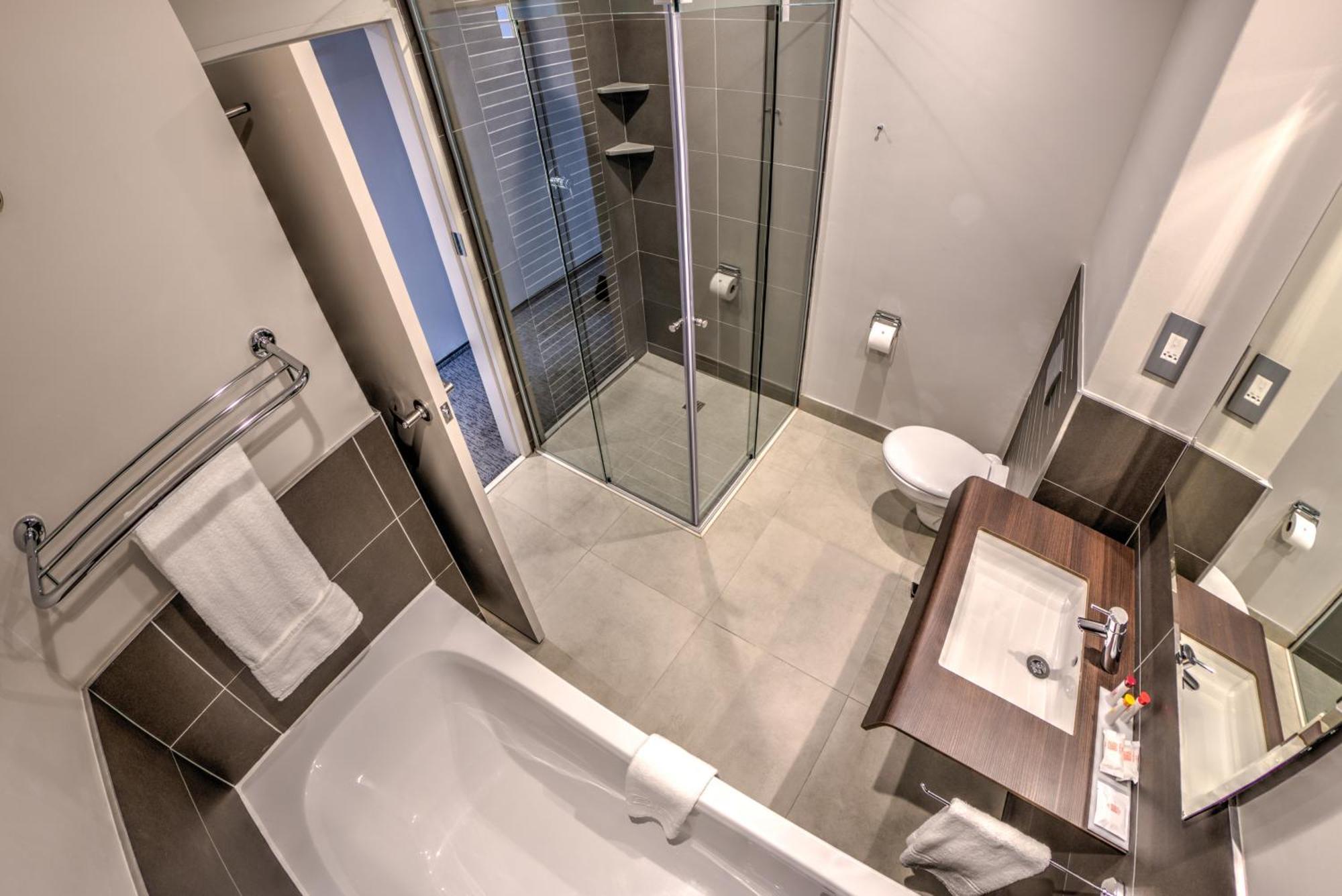 Hotel Waterfall Midrand